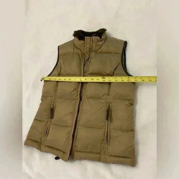 Charter Club Petite Women's Puffer Vest Faux Fur Collar Full Zip Brown Size P/P - Picture 8 of 12